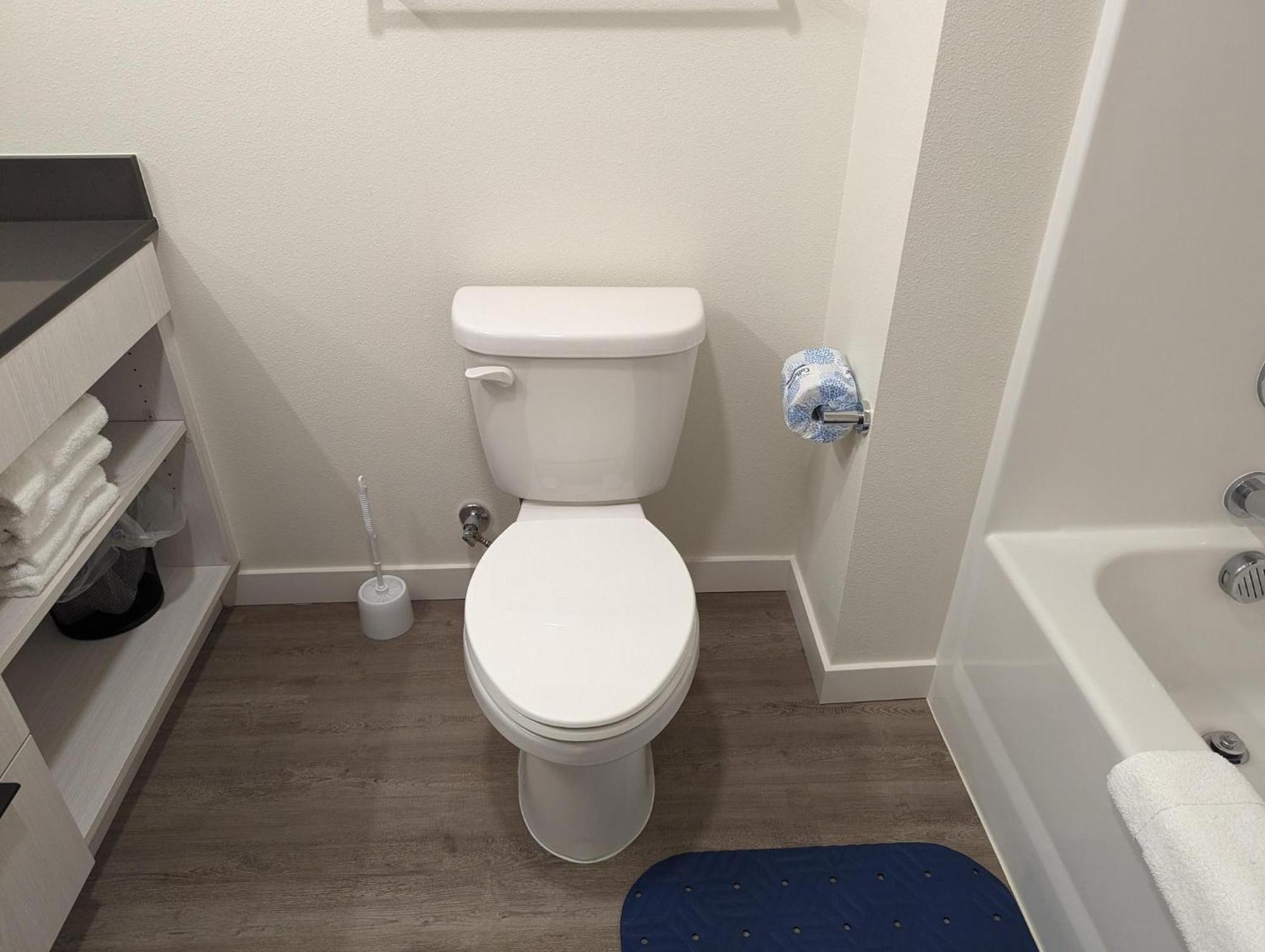 Marina Square Suites Bremerton Extérieur photo